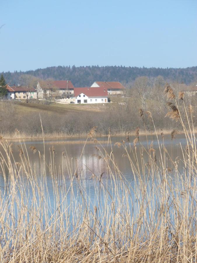 L'Esca'Lac Grande-Riviere Chateau Luaran gambar